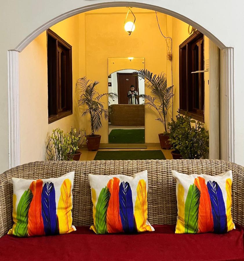 Alibaba's Indiana Tempat Tidur & Sarapan Agra (Uttar Pradesh)